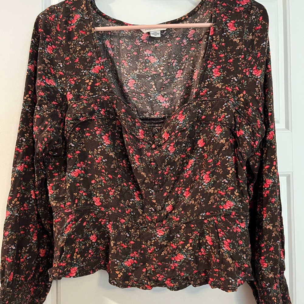 American Eagle Outfitters Floral Blouse - Black and Pink peplum